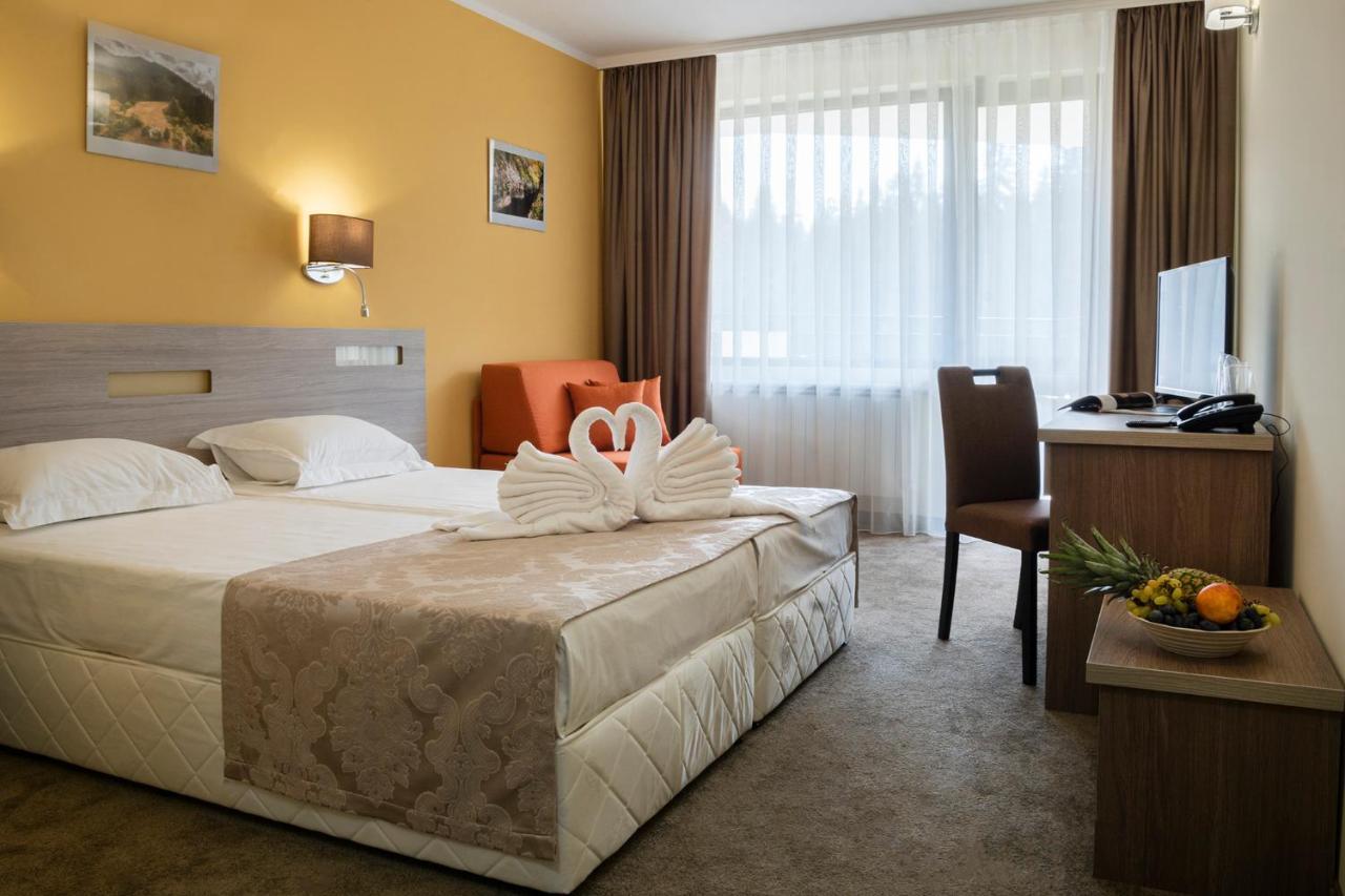 Hotel Niken Pamporovo Luaran gambar